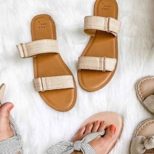 A New Day Illiana Two Band Easy Closure Sandals Natural 9.5